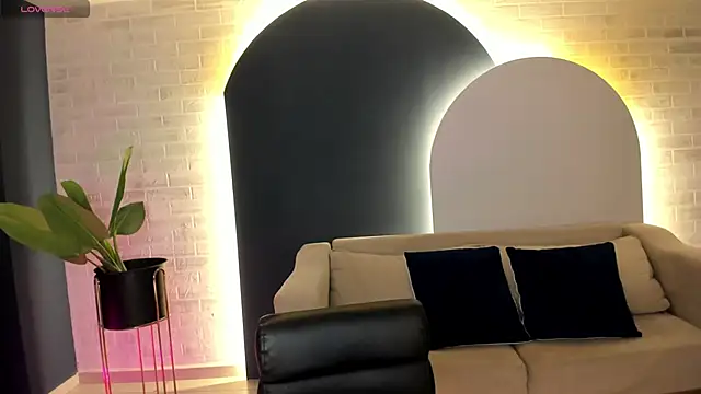 MollySundersX online show from 2, 12, 2025