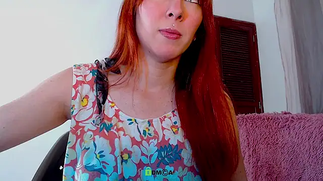 lanaturner  online show from 1, 10, 2025