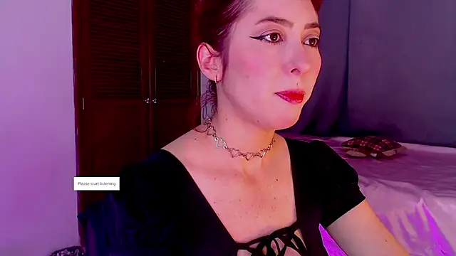 lanaturner  online show from 10, 11, 2025