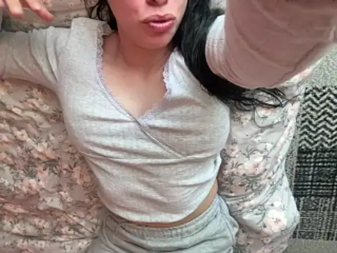 czruz online show from 18, 4, 2026