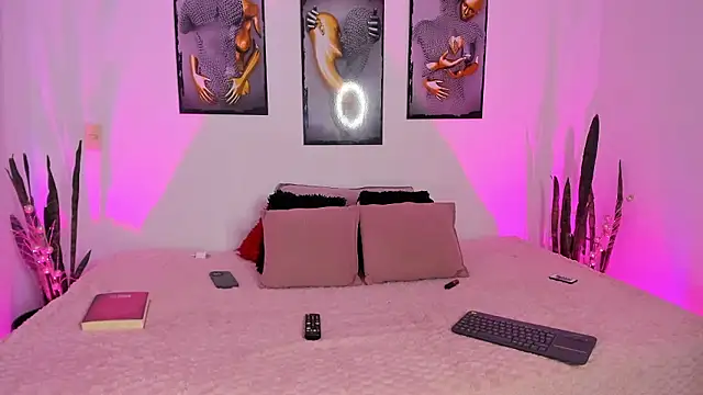 Stanlor1226 online show from 13, 1, 2026