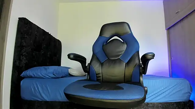 male pussy online show from 2, 10, 2025