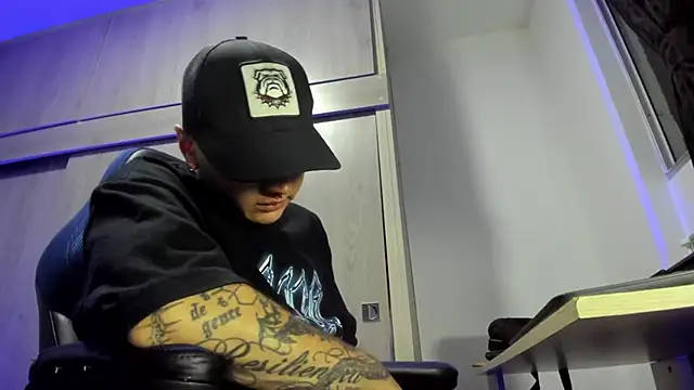 male pussy online show from 18, 12, 2025