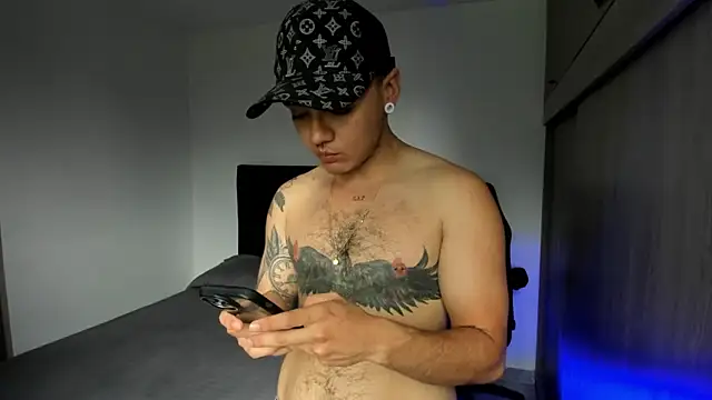 male pussy online show from 24, 4, 2026