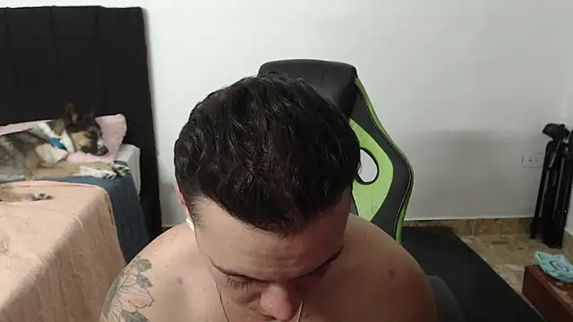 male pussy online show from 30, 4, 2026