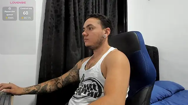 male pussy online show from 18, 6, 2026