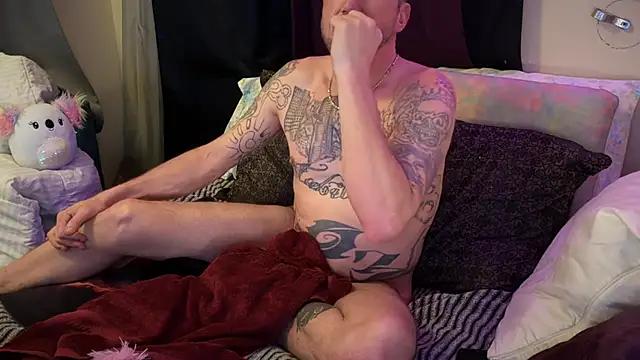 Snapshot of SexyDaddy303666 chatting on 15, 2, 2026 SexyDaddy303666 online show from 15, 2, 2026