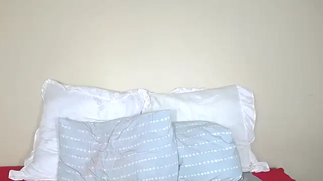 yummydoll97 online show from 16, 1, 2025