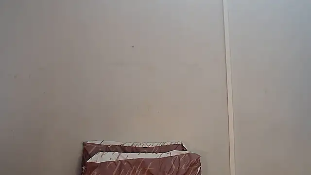 yummydoll97 online show from 12, 1, 2026