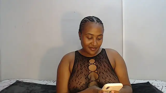 yummydoll97 online show from 3, 12, 2025