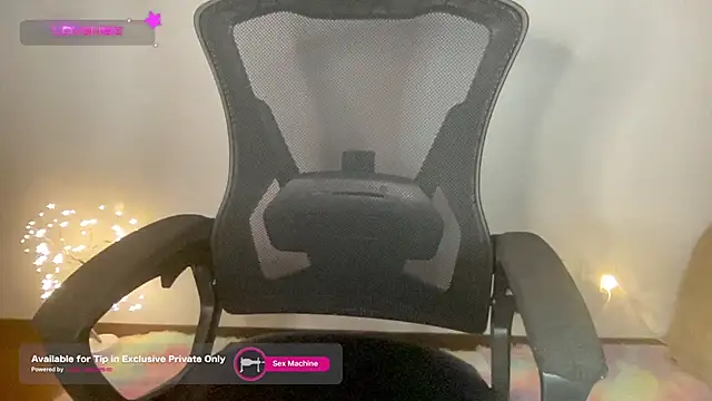 Tashaa online show from 5, 3, 2025