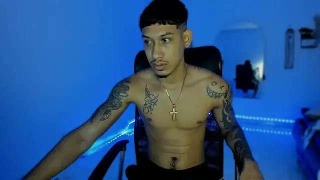 Snapshot of slim_master12 chatting on 3, 11, 2025 slim master12 online show from 3, 11, 2025