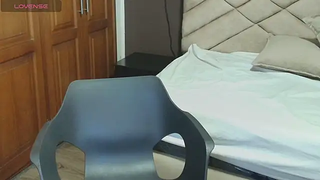 Raquel jones online show from 30, 9, 2025