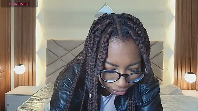 Snapshot of Raquel_jones chatting on 11, 7, 2026 Raquel jones online show from 11, 7, 2026