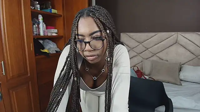 Raquel jones online show from 27, 10, 2025