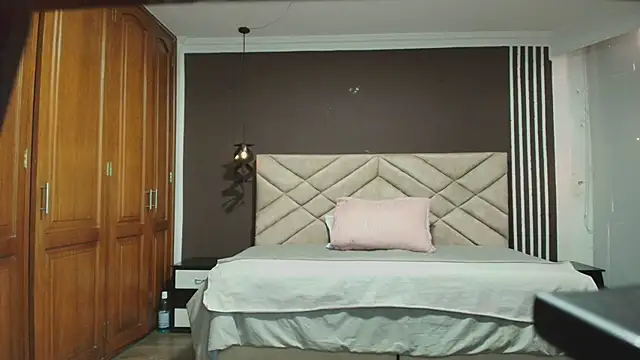 Raquel jones online show from 20, 3, 2025