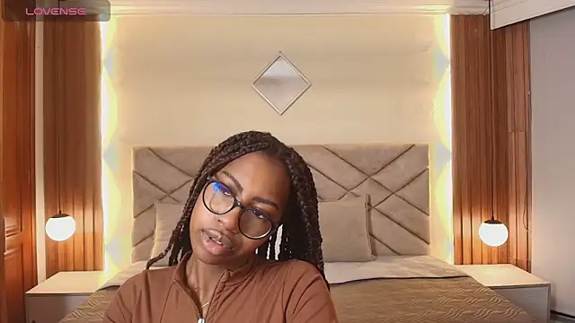 Raquel jones online show from 2, 5, 2026