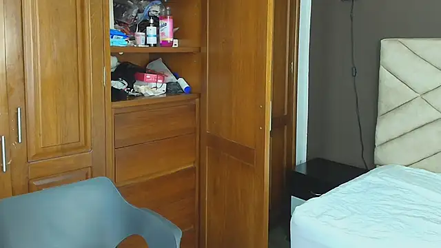 Raquel jones online show from 9, 9, 2025