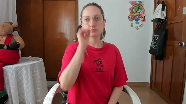 Snapshot of Adele_johnsonn1 chatting on 10, 6, 2026 Adele johnsonn1 online show from 10, 6, 2026