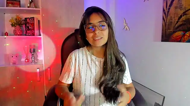 Isabellaa22 1 online show from 28, 2, 2025