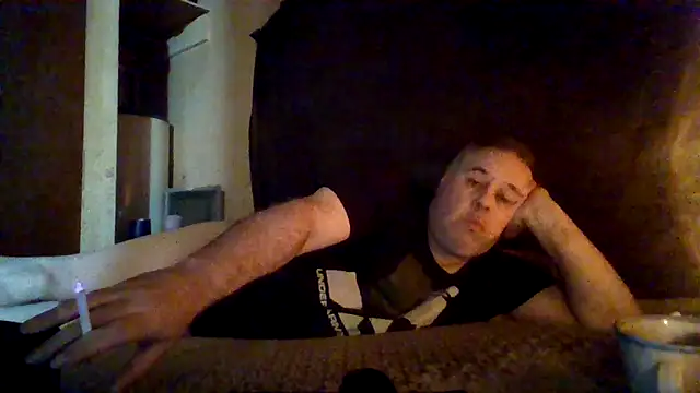 Nightshade7712 online show from 7, 10, 2025