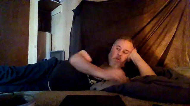 Nightshade7712 online show from 10, 2, 2026