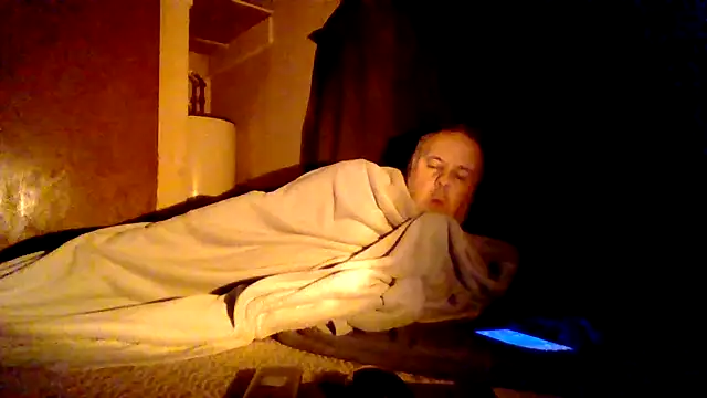 Nightshade7712 online show from 21, 12, 2025