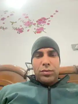 bull 4hottie online show from 27, 11, 2025