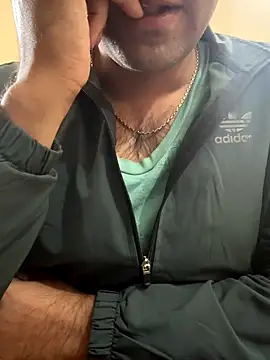 bull 4hottie online show from 30, 11, 2025