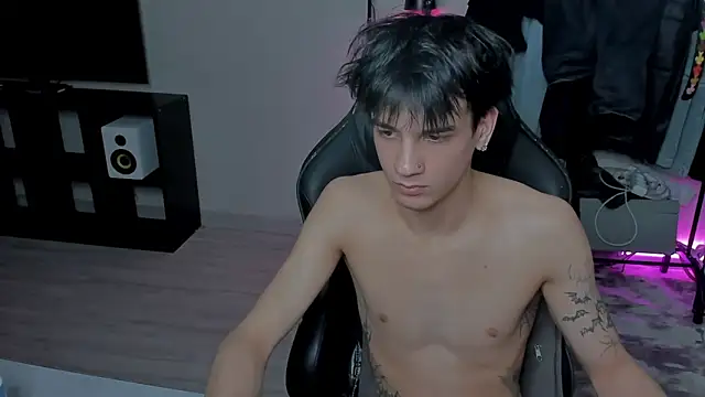 MarkBrowniii online show from 4, 3, 2025