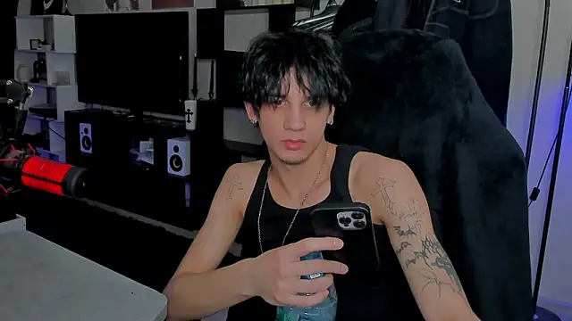 MarkBrowniii online show from 6, 3, 2026