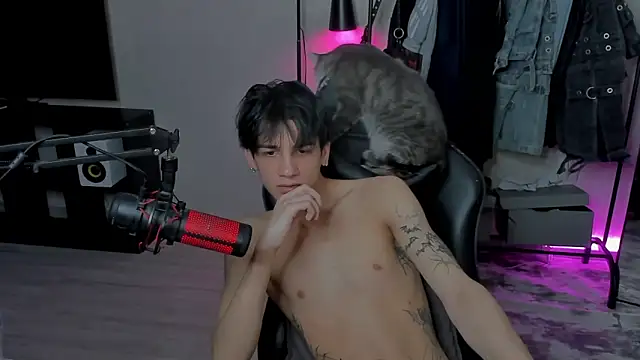 MarkBrowniii online show from 14, 2, 2025