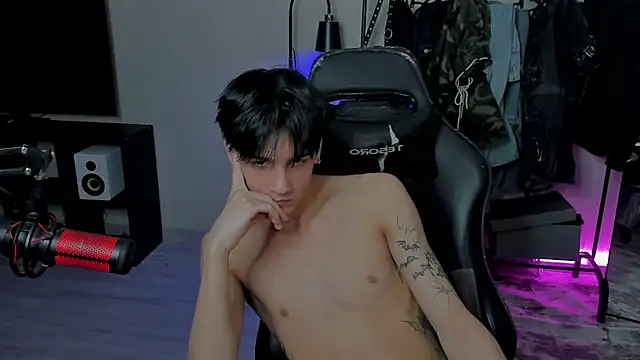 MarkBrowniii online show from 10, 2, 2025