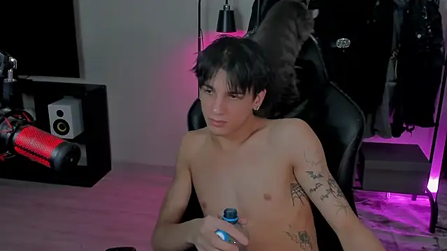 MarkBrowniii online show from 3, 2, 2025