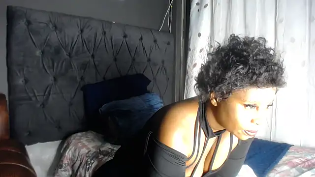 Nattybae09 online show from 4, 11, 2025