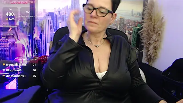 ninarandmann online show from 27, 2, 2025