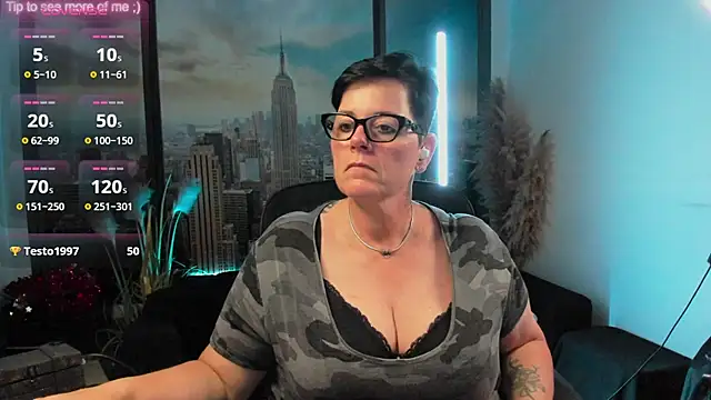 ninarandmann online show from 5, 10, 2025