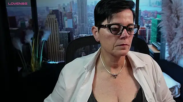 ninarandmann online show from 28, 10, 2025