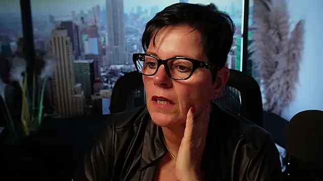 ninarandmann online show from 6, 11, 2025