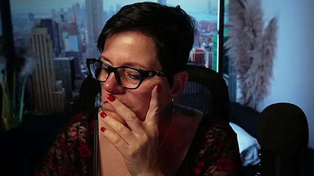 ninarandmann online show from 9, 11, 2025