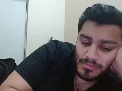 Snapshot of robintoit chatting on 17, 2, 2026 robintoit online show from 17, 2, 2026