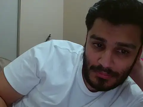 Snapshot of robintoit chatting on 2, 3, 2026 robintoit online show from 2, 3, 2026