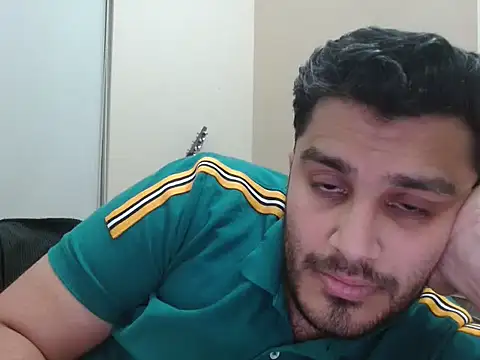 Snapshot of robintoit chatting on 5, 2, 2026 robintoit online show from 5, 2, 2026