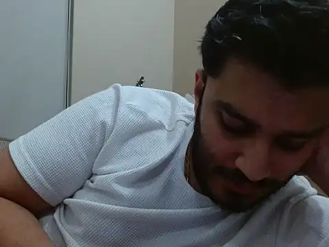 Snapshot of robintoit chatting on 22, 2, 2026 robintoit online show from 22, 2, 2026