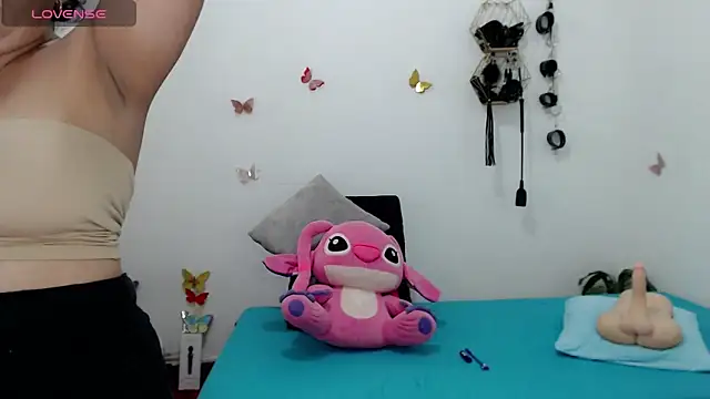 mom hot   online show from 7, 4, 2026