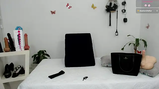 mom hot   online show from 25, 9, 2025