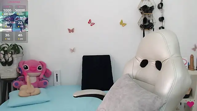 Snapshot of mom_hot__ chatting on 20, 5, 2026 mom hot online show from 20, 5, 2026