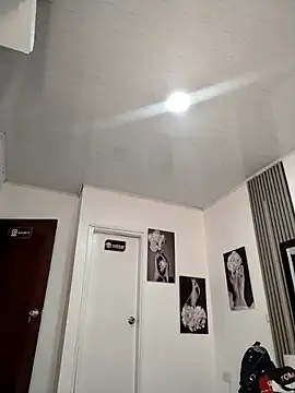 Natasha milf   online show from 12, 4, 2026