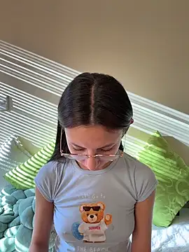 Bonniepark online show from 9, 11, 2025