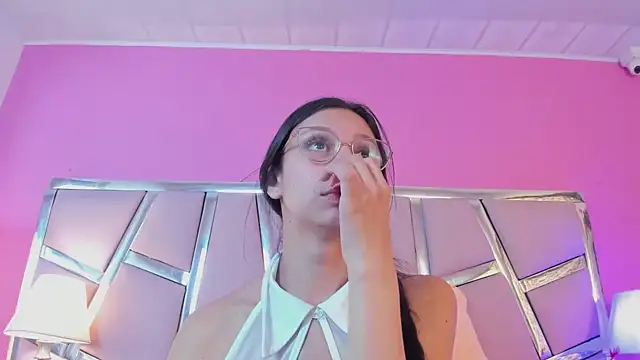 Bonniepark online show from 5, 3, 2025